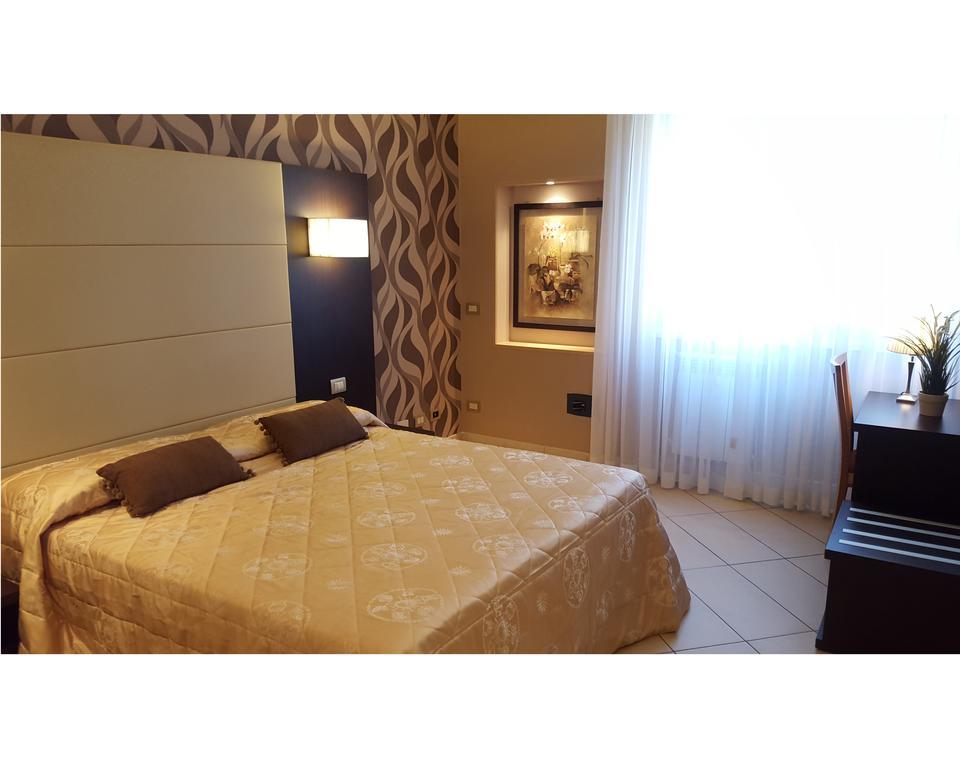 B&B Emozioni Romane ห้อง รูปภาพ